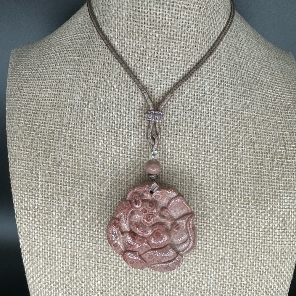 Pink Coral Fossil Sleeping Nine Tail Fox Pendant Necklace; Adjustable Rope - Picture 14 of 16